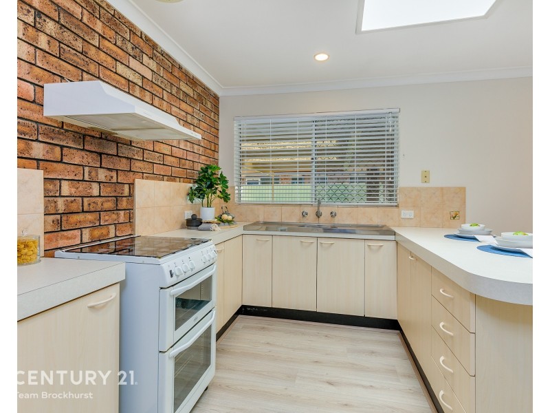 32 Griffith Way, Thornlie WA 6108