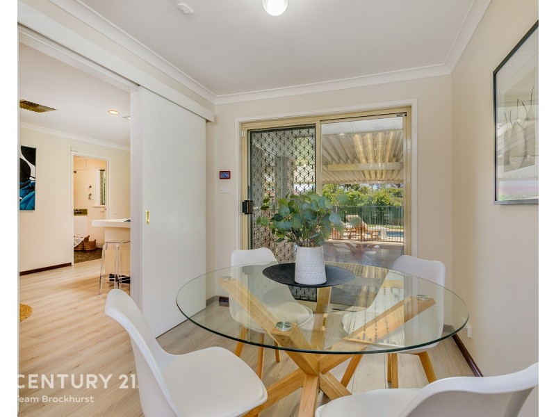 32 Griffith Way, Thornlie WA 6108