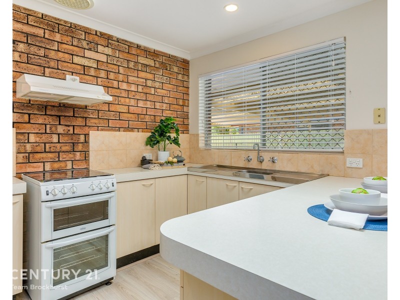 32 Griffith Way, Thornlie WA 6108