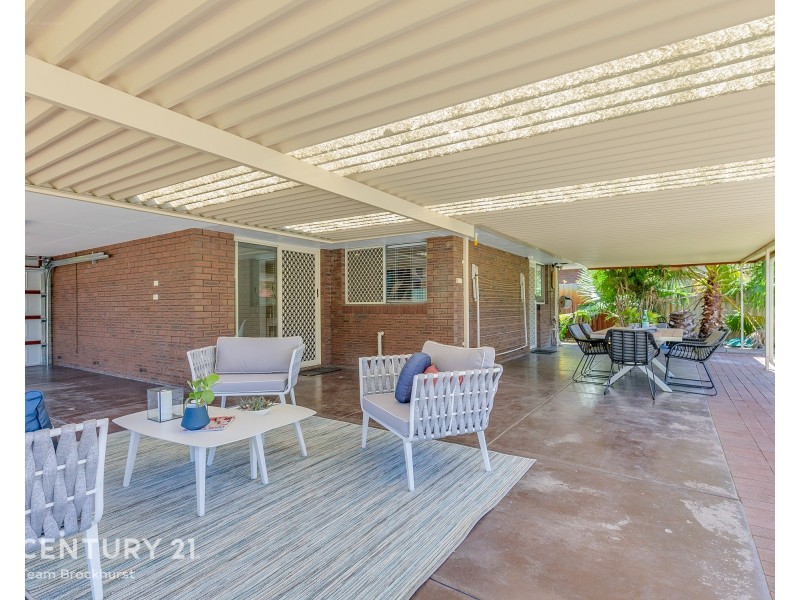 32 Griffith Way, Thornlie WA 6108