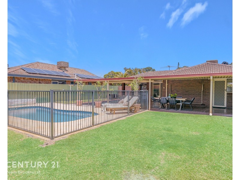 32 Griffith Way, Thornlie WA 6108