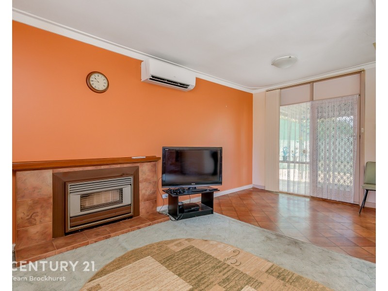 9 Earls Court, Thornlie WA 6108