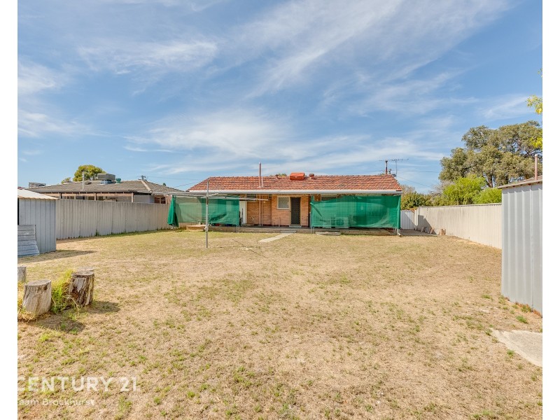 9 Earls Court, Thornlie WA 6108