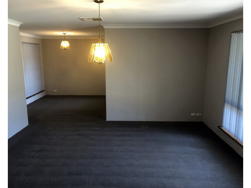 82 Greenway Avenue, Thornlie WA 6108