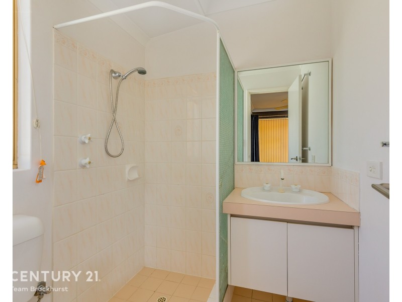 15 Madden Place, Huntingdale WA 6110