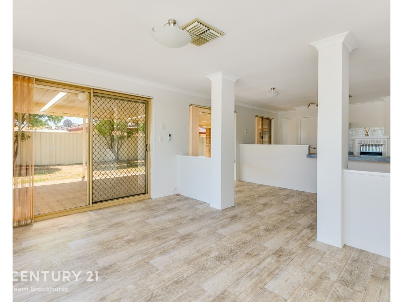 15 Madden Place, Huntingdale WA 6110