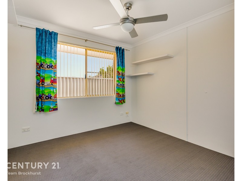 15 Madden Place, Huntingdale WA 6110
