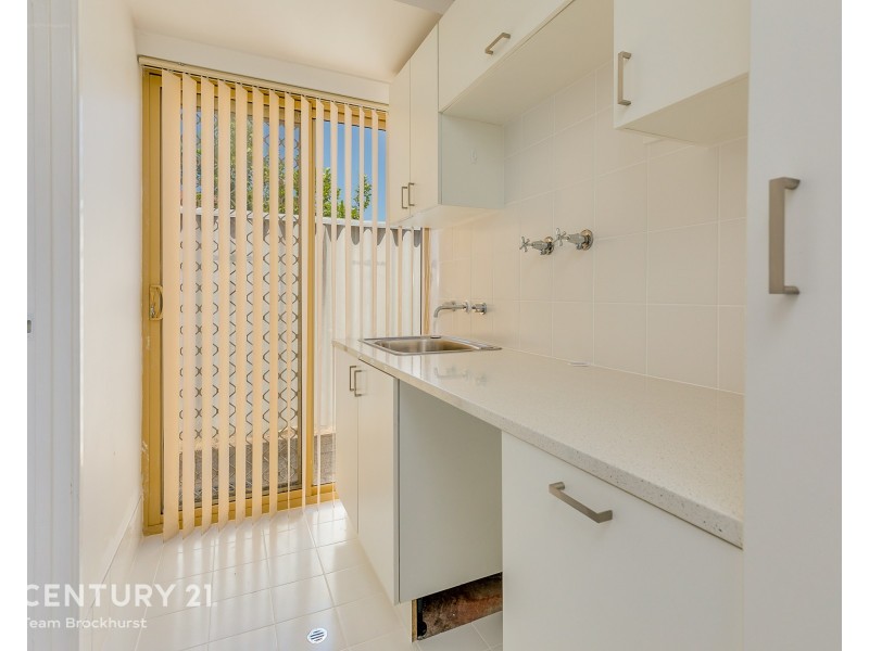 15 Madden Place, Huntingdale WA 6110