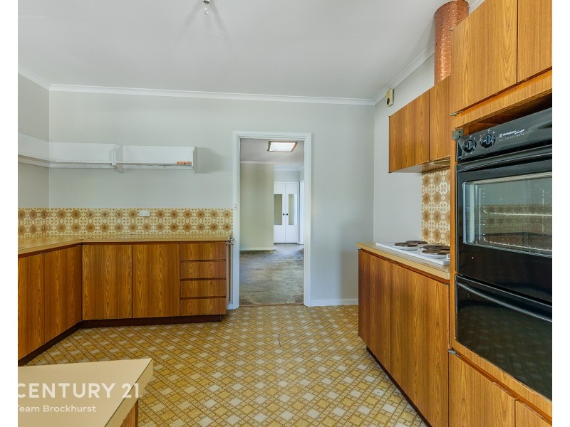 38 Windsor Drive, Gosnells WA 6110