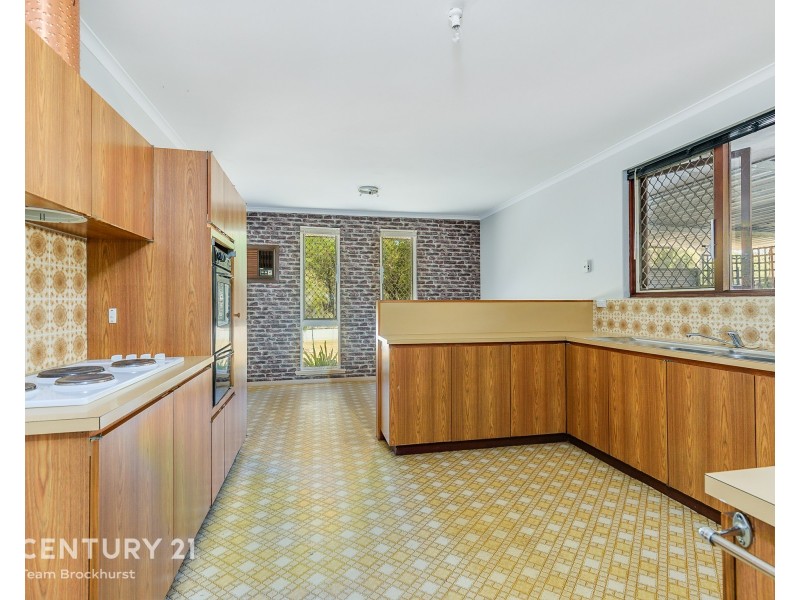 38 Windsor Drive, Gosnells WA 6110