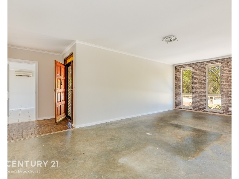 38 Windsor Drive, Gosnells WA 6110