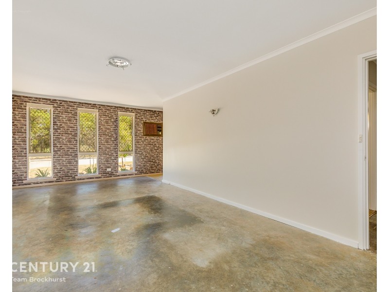 38 Windsor Drive, Gosnells WA 6110