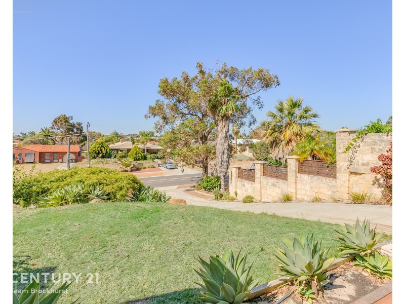 30 Flinders Avenue, Hillarys WA 6025