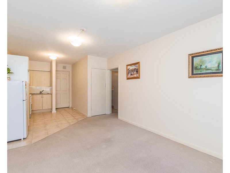 3/45 Probert Road, Thornlie WA 6108
