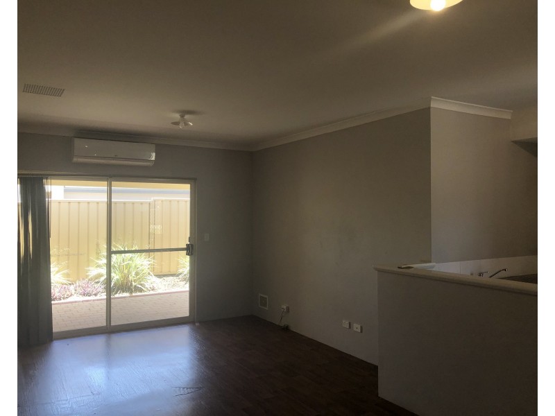 7/13 Devonshire Terrace, Armadale WA 6112