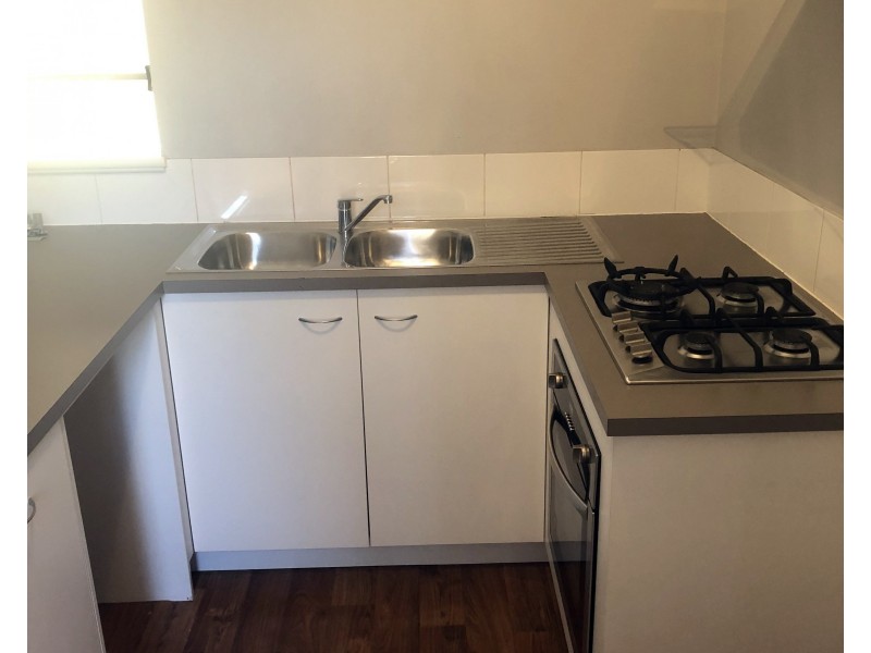 7/13 Devonshire Terrace, Armadale WA 6112