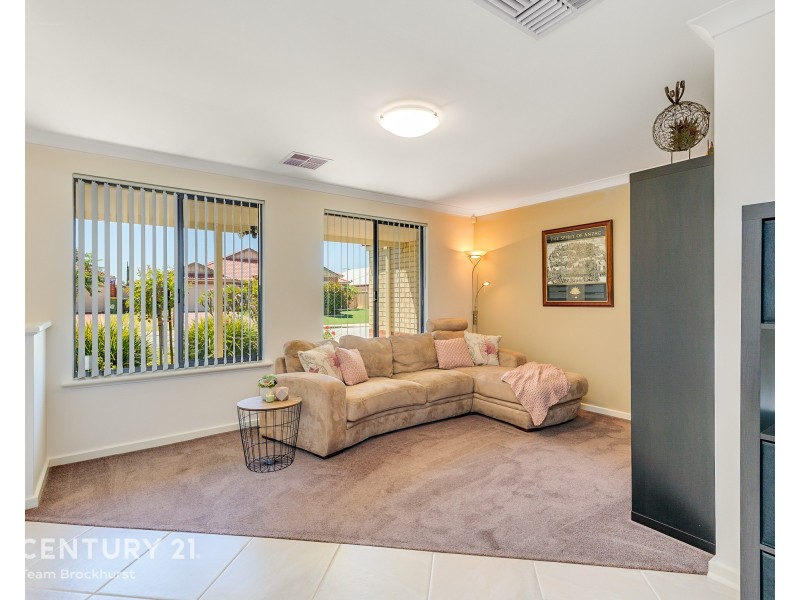 43 Canna Drive, Canning Vale WA 6155