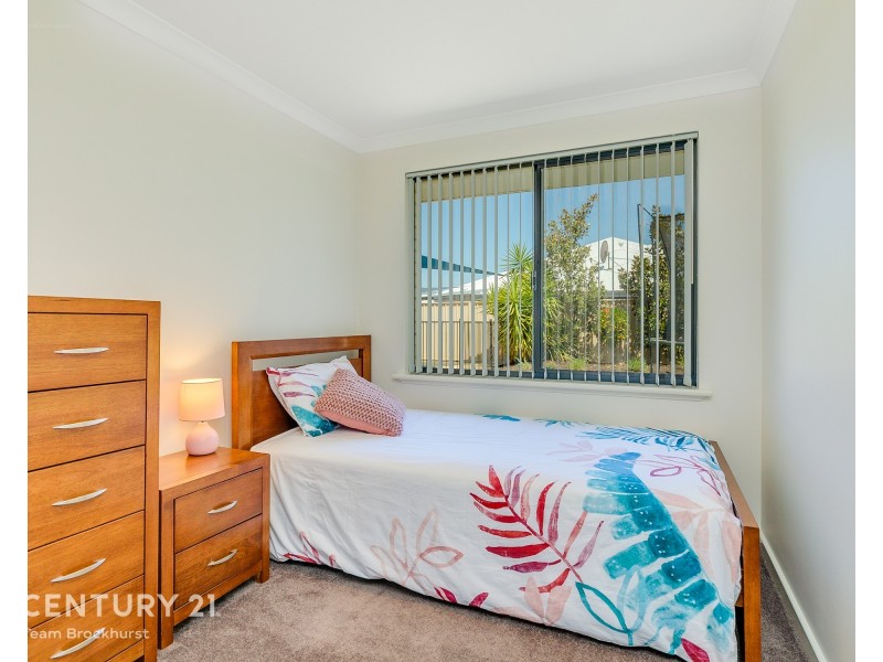 43 Canna Drive, Canning Vale WA 6155
