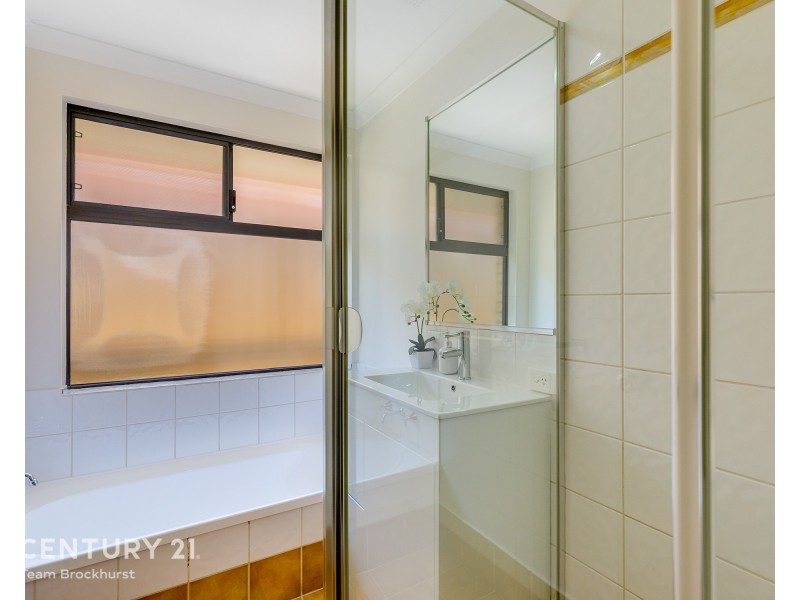 43 Canna Drive, Canning Vale WA 6155