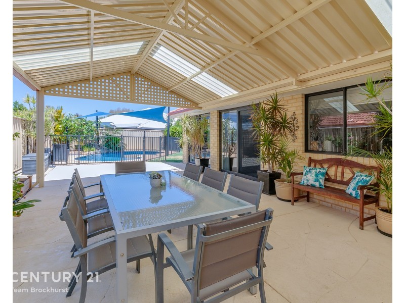 43 Canna Drive, Canning Vale WA 6155