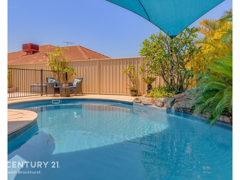 43 Canna Drive, Canning Vale WA 6155