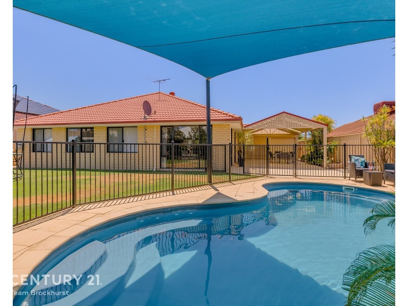 43 Canna Drive, Canning Vale WA 6155