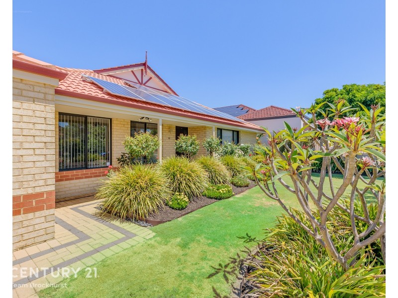 43 Canna Drive, Canning Vale WA 6155