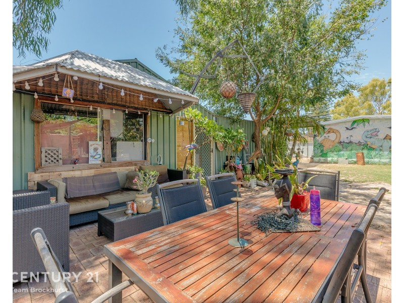 20 Kenmare Avenue, Thornlie WA 6108