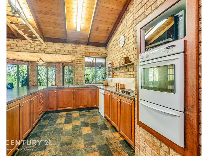 42 Wallangarra Drive, Bedfordale WA 6112