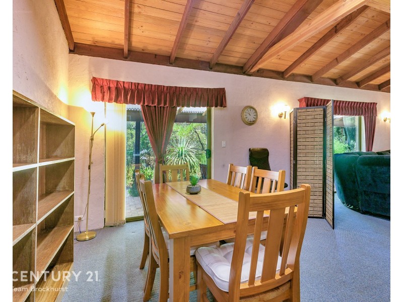 42 Wallangarra Drive, Bedfordale WA 6112