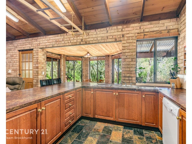 42 Wallangarra Drive, Bedfordale WA 6112