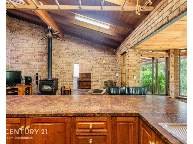 42 Wallangarra Drive, Bedfordale WA 6112