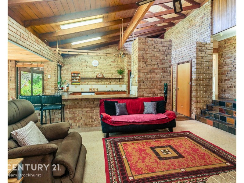 42 Wallangarra Drive, Bedfordale WA 6112