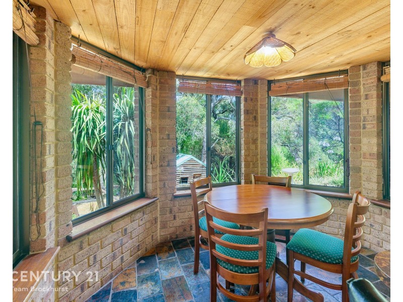 42 Wallangarra Drive, Bedfordale WA 6112