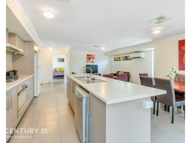 61B Thornlie Ave, Thornlie WA 6108