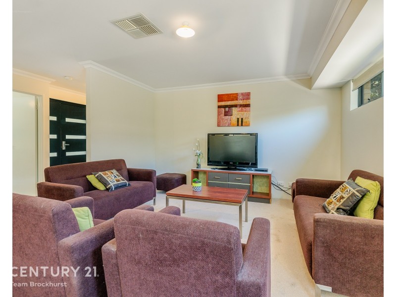 61B Thornlie Ave, Thornlie WA 6108