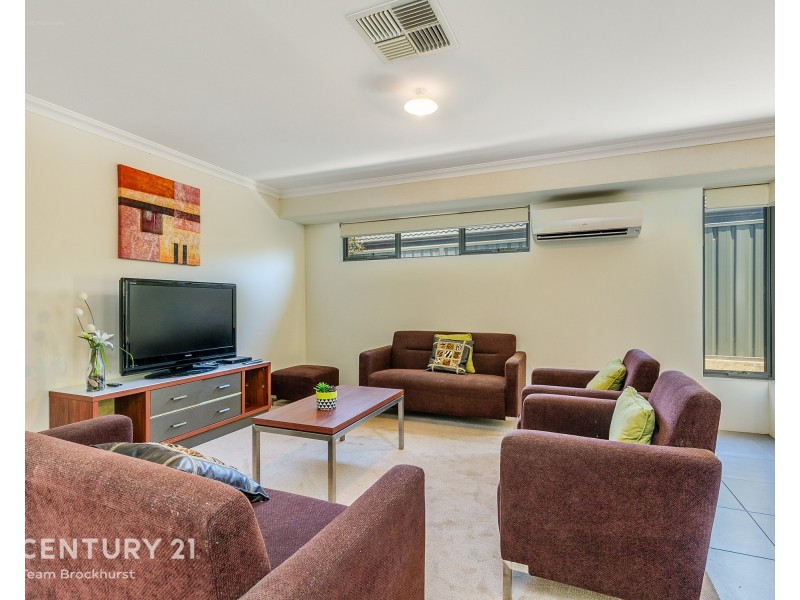 61B Thornlie Ave, Thornlie WA 6108