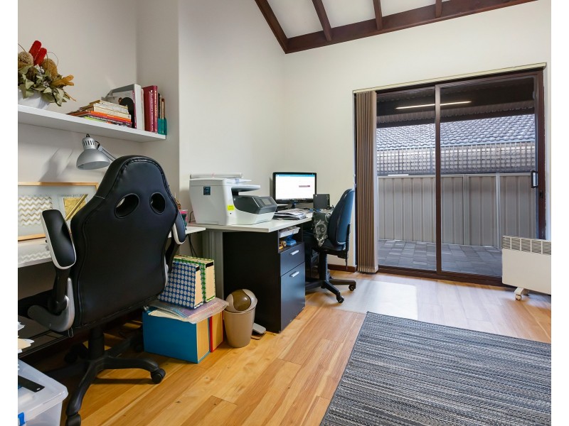 9 Bluebell Court, Thornlie WA 6108