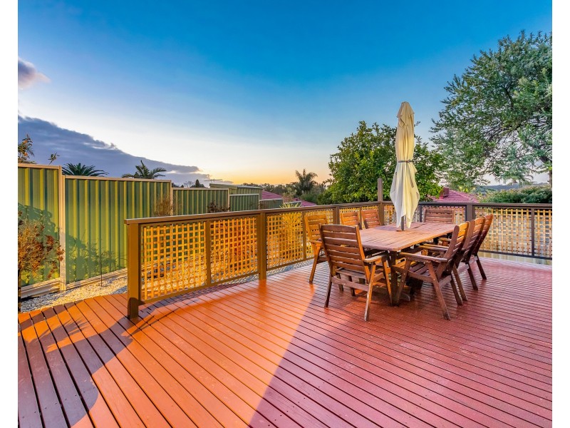 9 Bluebell Court, Thornlie WA 6108