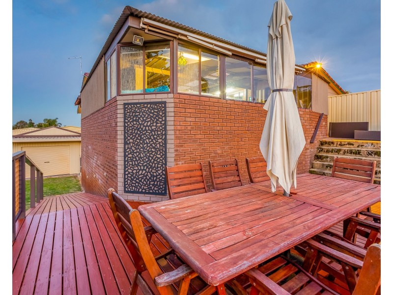 9 Bluebell Court, Thornlie WA 6108