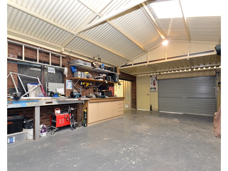 9 Bluebell Court, Thornlie WA 6108