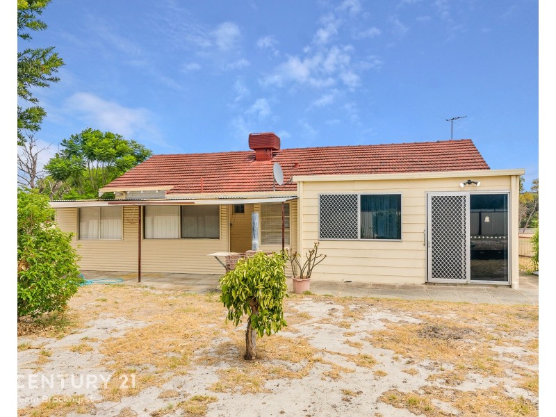 225 Hamilton Street, Queens Park WA 6107