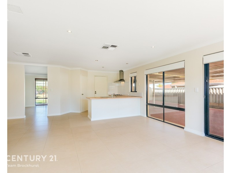 6 Clune Court, Huntingdale WA 6110