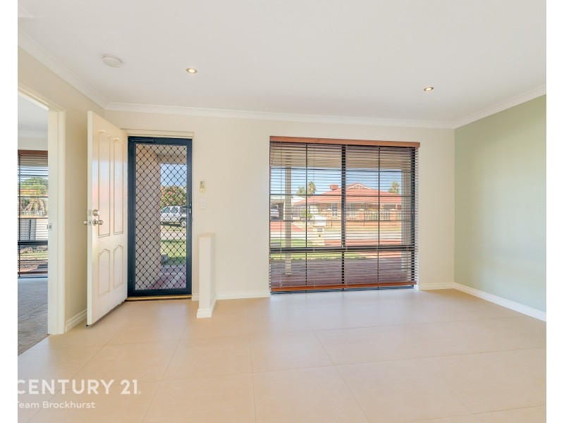 6 Clune Court, Huntingdale WA 6110