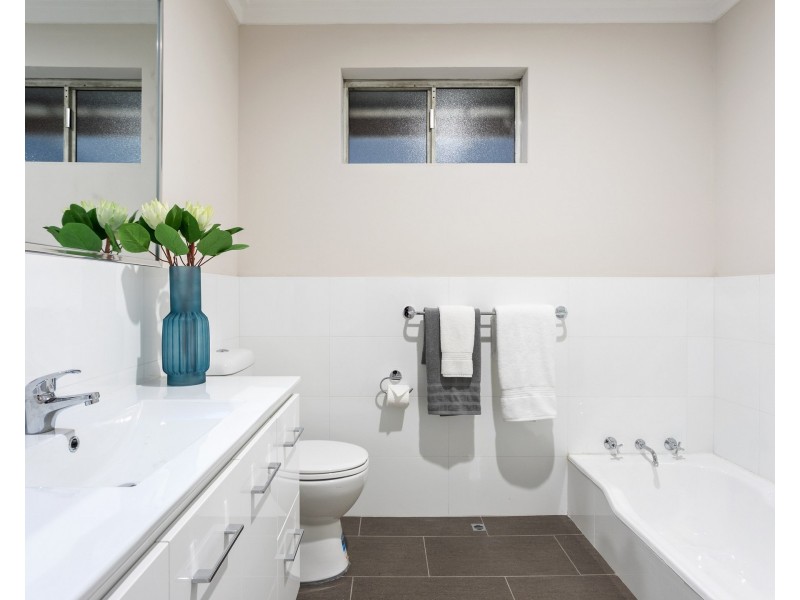 64 King Street, Gosnells WA 6110