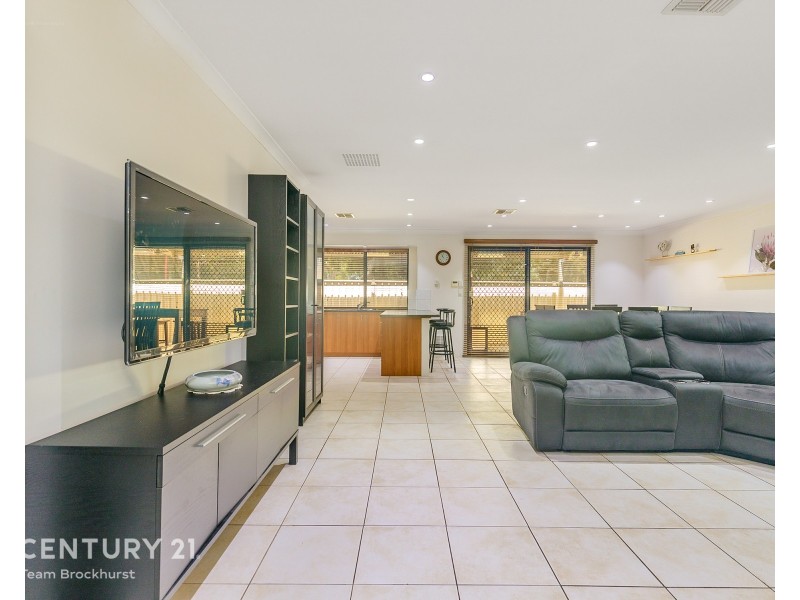 12 Pamplona Drive, Seville Grove WA 6112