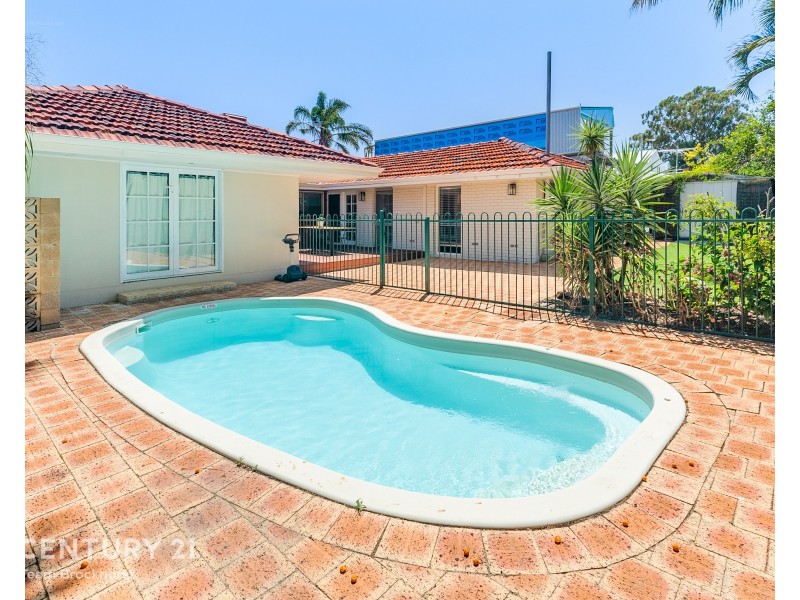 207 Forrest Street, Palmyra WA 6157