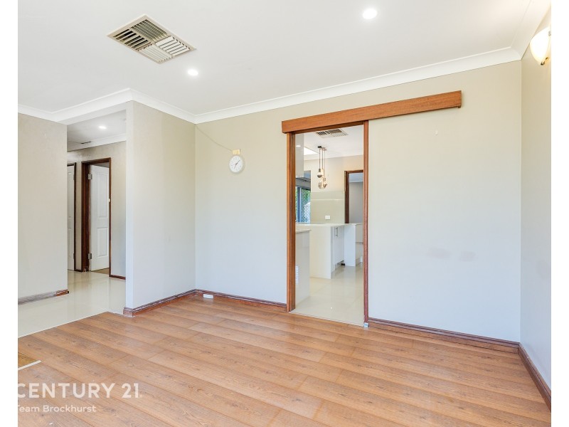 14 Tawny Way, Thornlie WA 6108