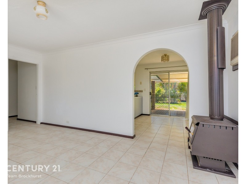 26 James Street, Gosnells WA 6110