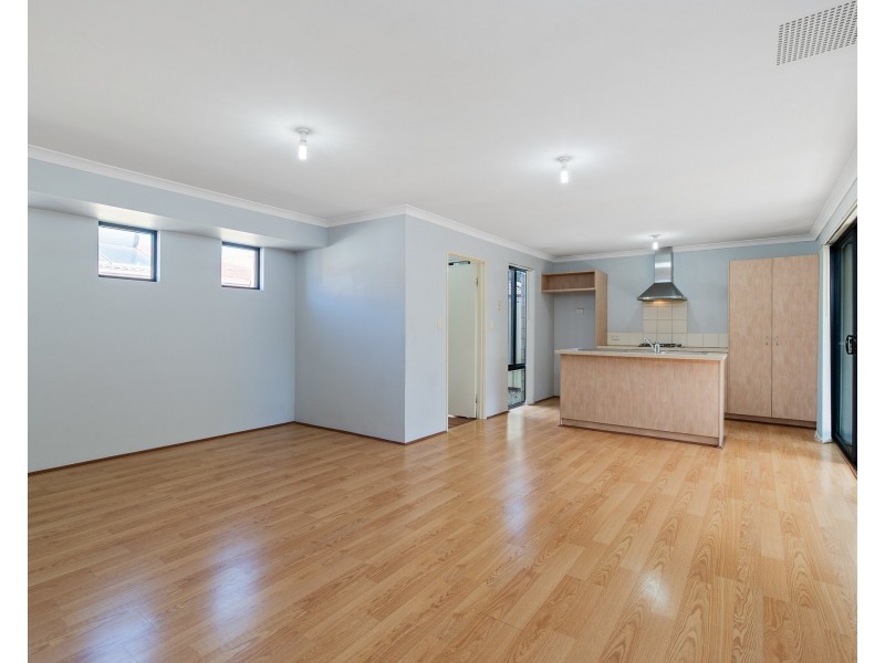 2/17 Hartley Street, Gosnells WA 6110